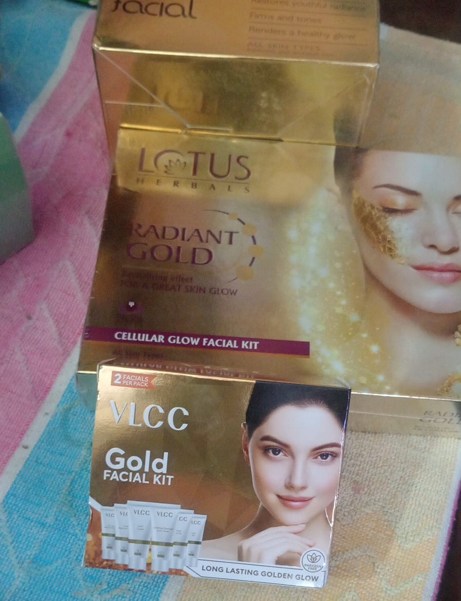 VLCC Gold Facial Kit