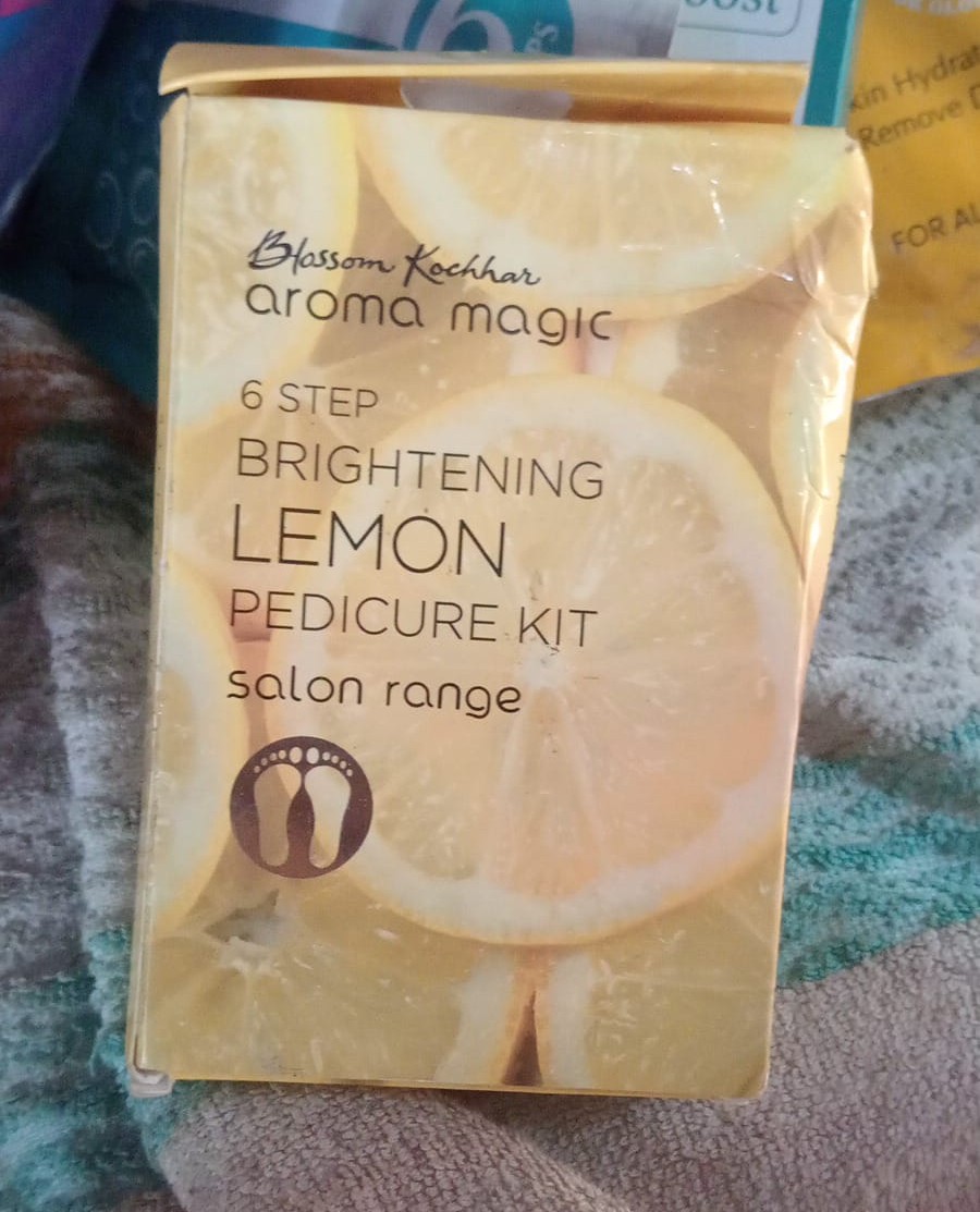 Aroma Magic Brightening Lemon Pedicure Kit