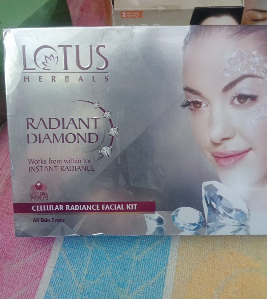 Lotus Radiant Diamond Cellular Radiance Facial Kit