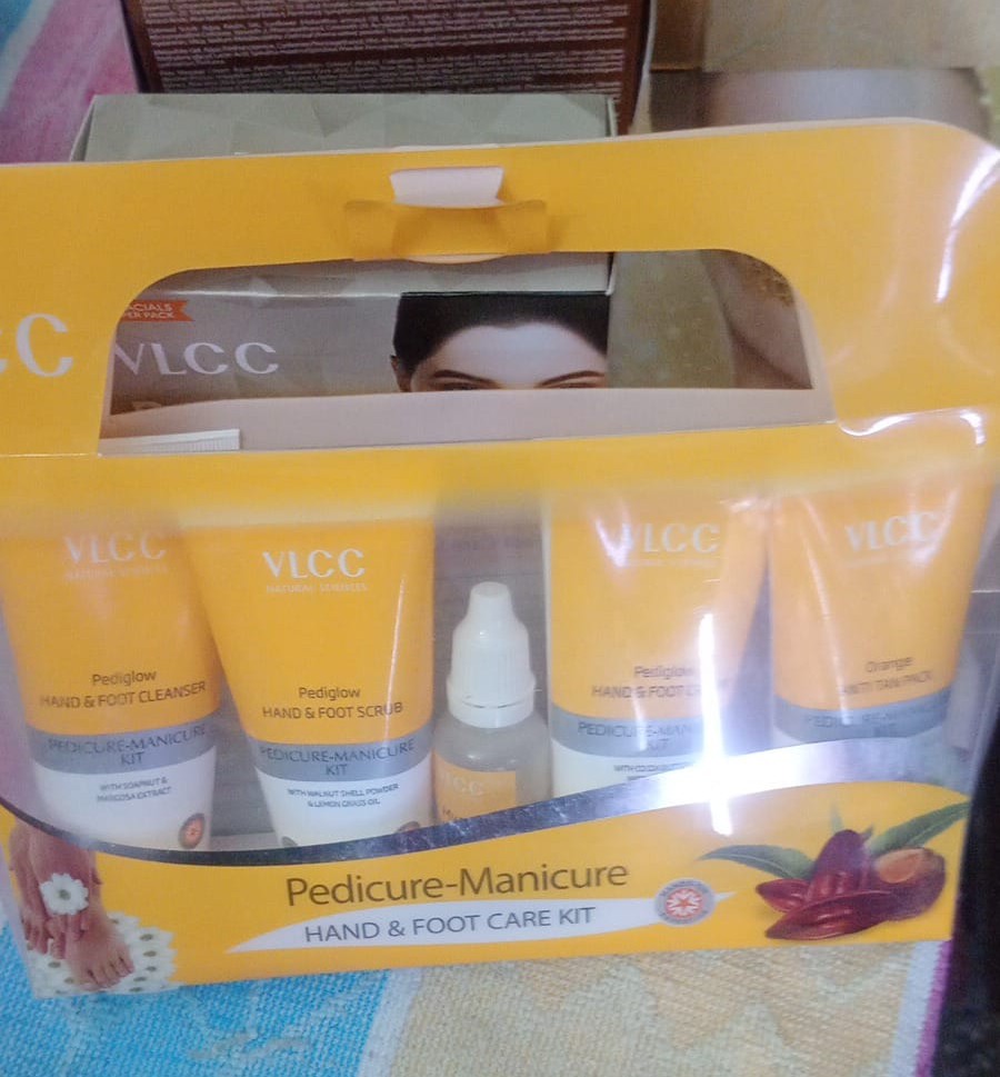 VLCC Pedicure-Manicure Hand & Foot Care Kit